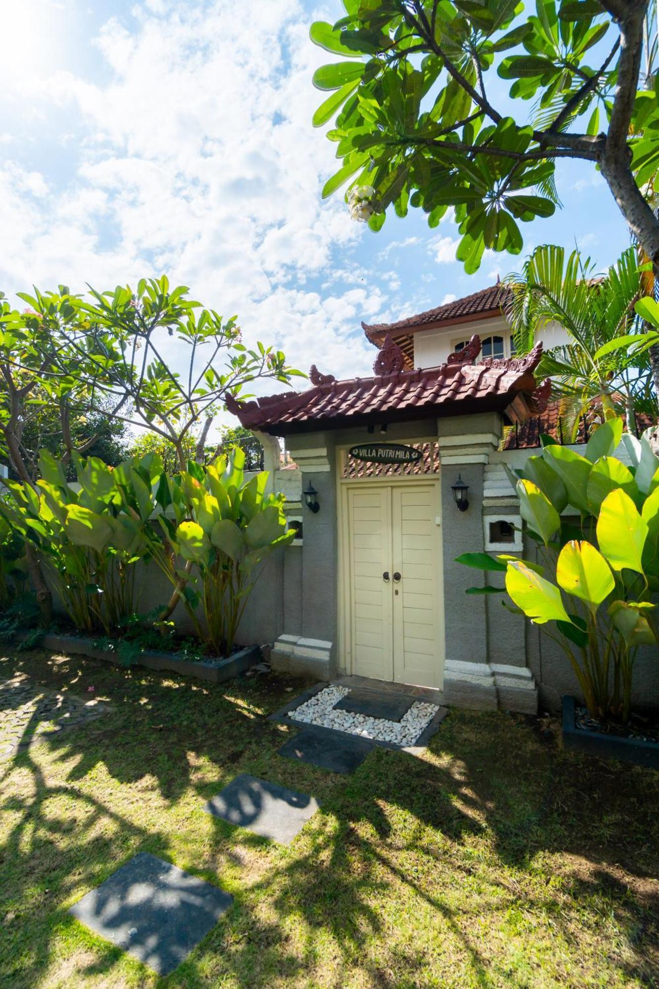 Putri Mila Villa Seminyak (Bali)
