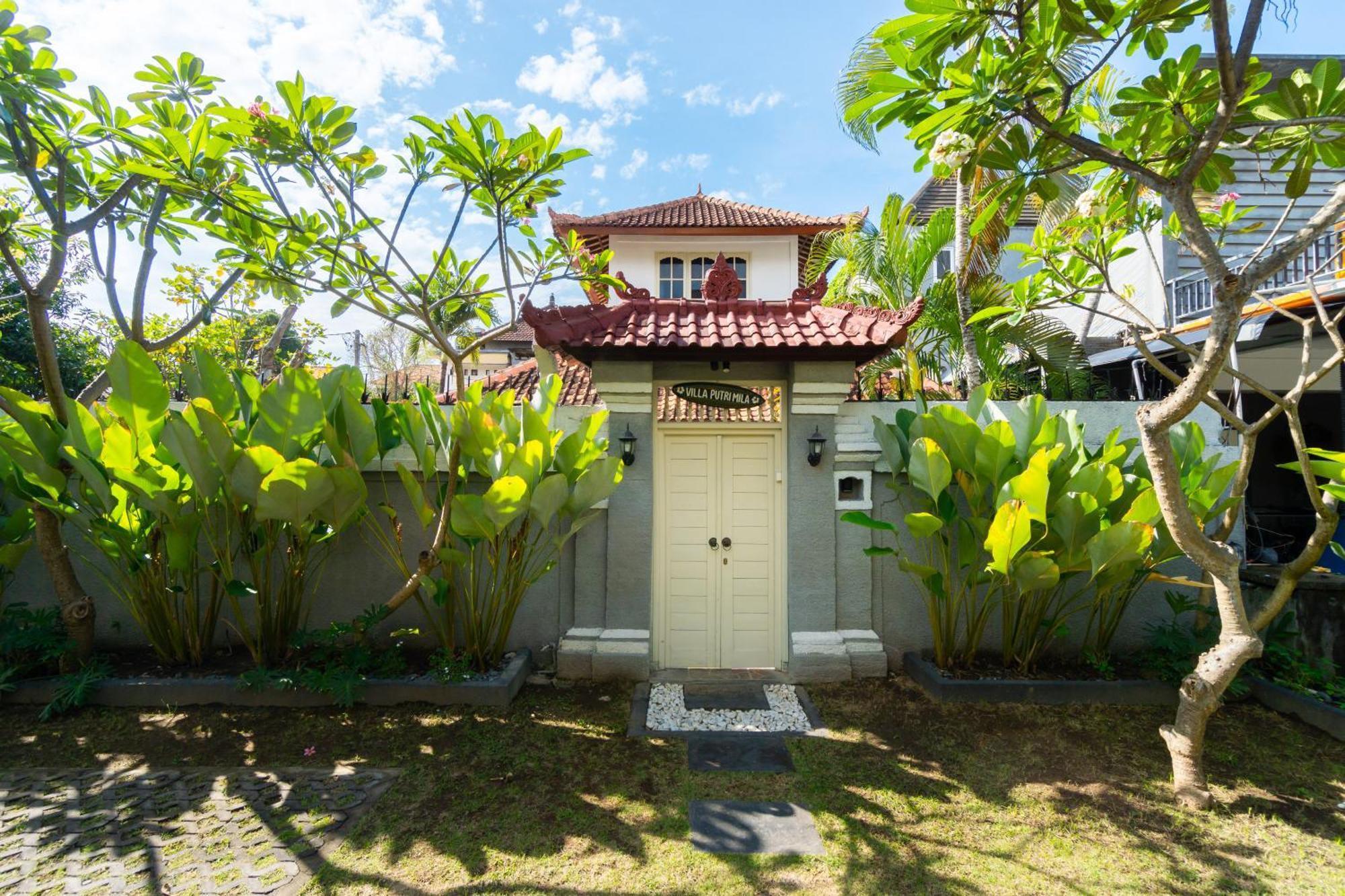 Putri Mila * Seminyak (Bali)